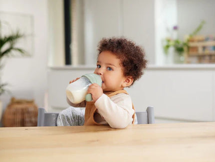 Introducing solid foods to your baby: A helpful guide